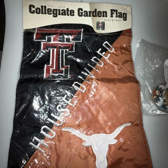 Collegiate Garden Flag with Team Logos Texas Longhorns and Texas Tech - Picture 1 of 2